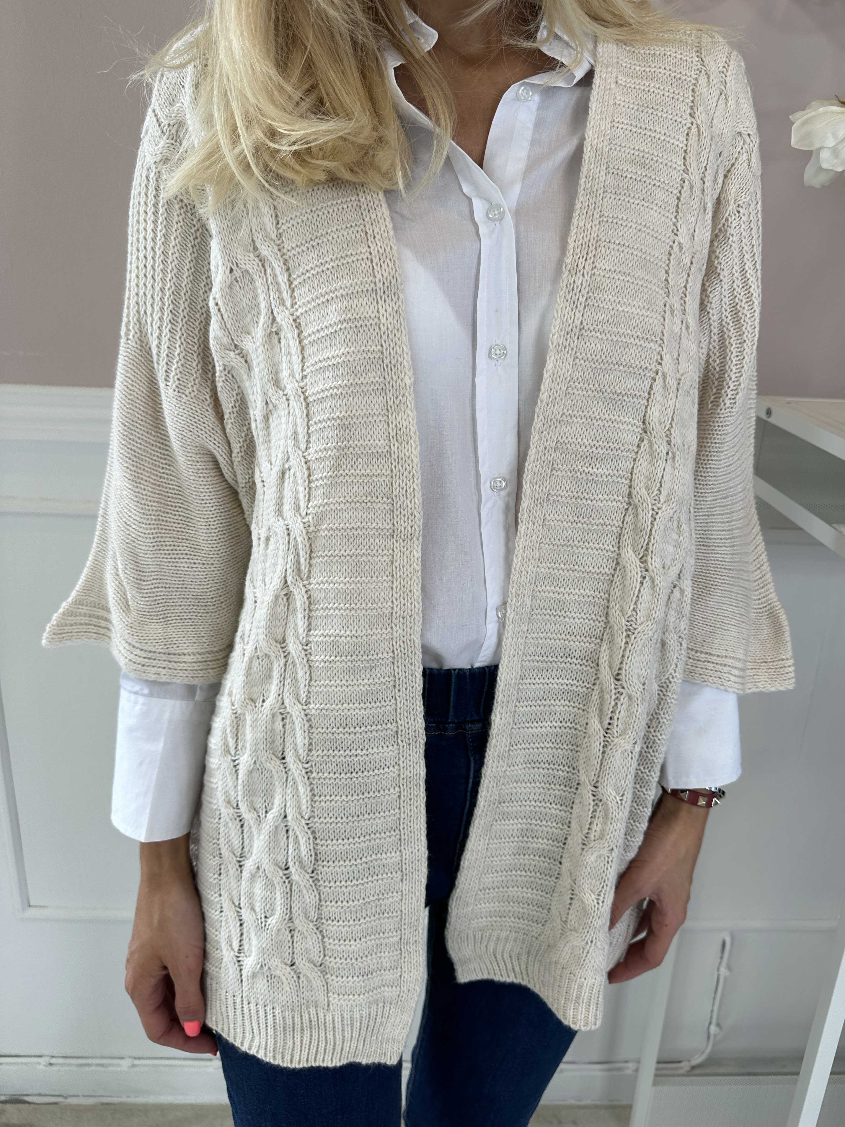 Avalon - Stickad cardigan med korta ärmar